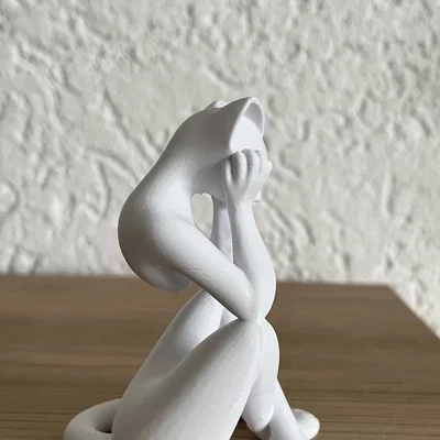 Tượng Mèo Thiền Định (Meditative Cat Sculpture)