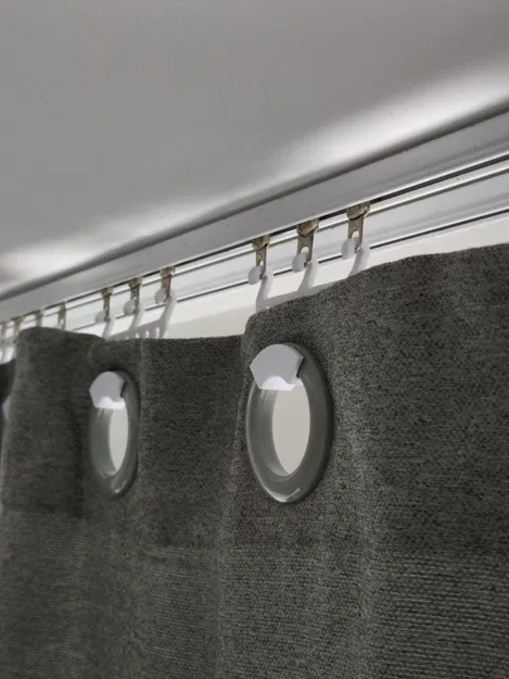 Móc Rèm Chuyển Đổi: Thanh Ray sang Vòng (Curtains Hook - Rail to Ring Type) - Image 2