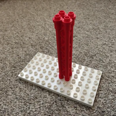 Trụ tương thích Duplo/Hubelino (2x2, cao 8 viên)