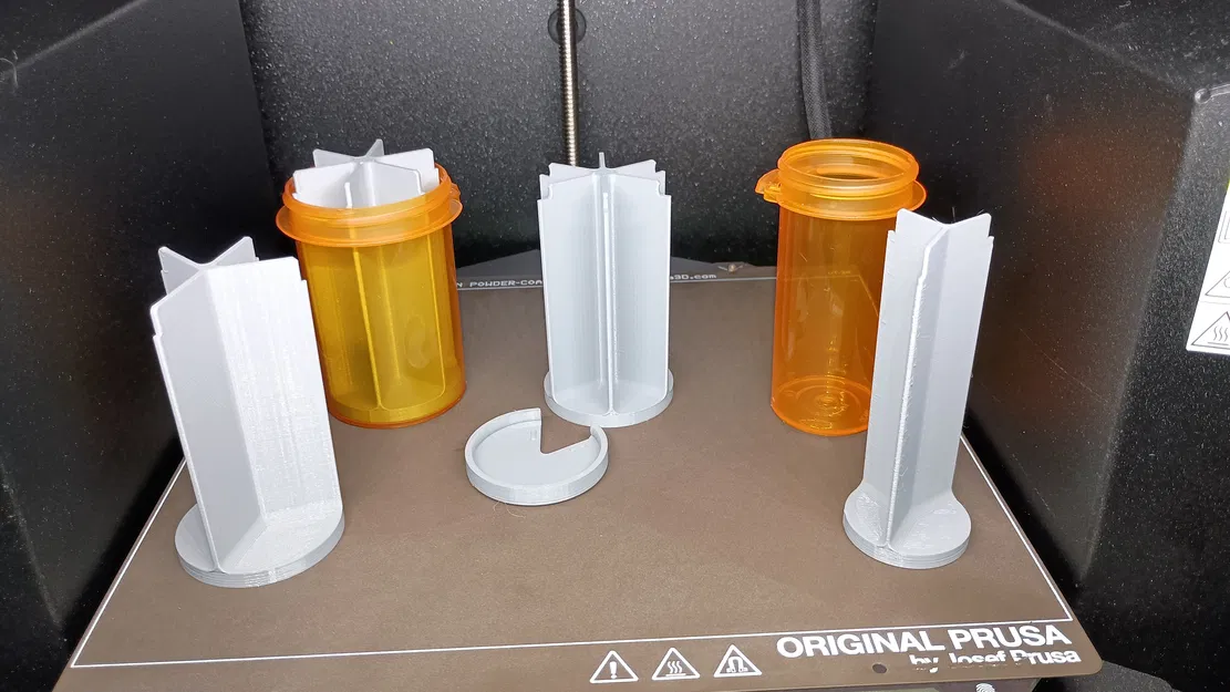 Chai Thuốc Du Lịch (Traveling Pharmacy Pill Bottle) - Image 2