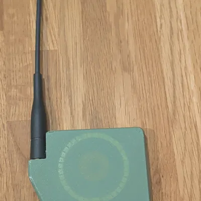 Heltec V4 Slim Ultra GPS: sạc không dây & MagSafe, anten SMA đế rộng