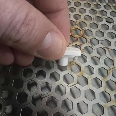 Chốt giữ Honeycomb Bed cho Glowforge Aura (Hold-Down Pin) in 3D