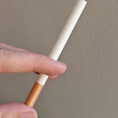 Thuốc lá giả (Fake cigarette)