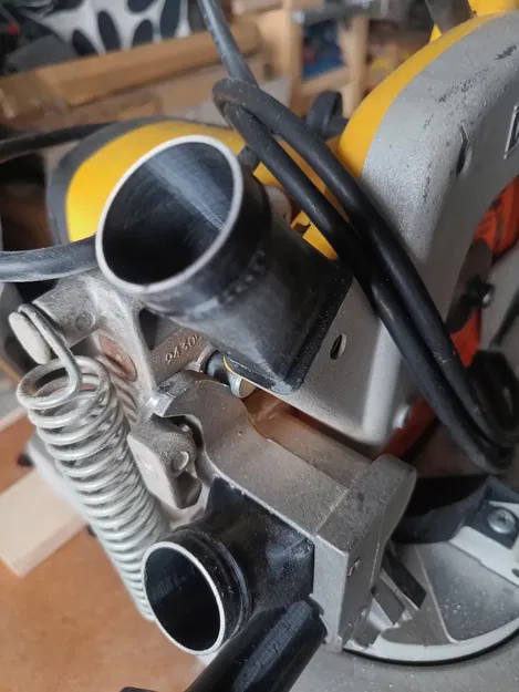 Bộ adaptor hút bụi Dewalt cho máy cắt góc dòng DW700 - Image 2