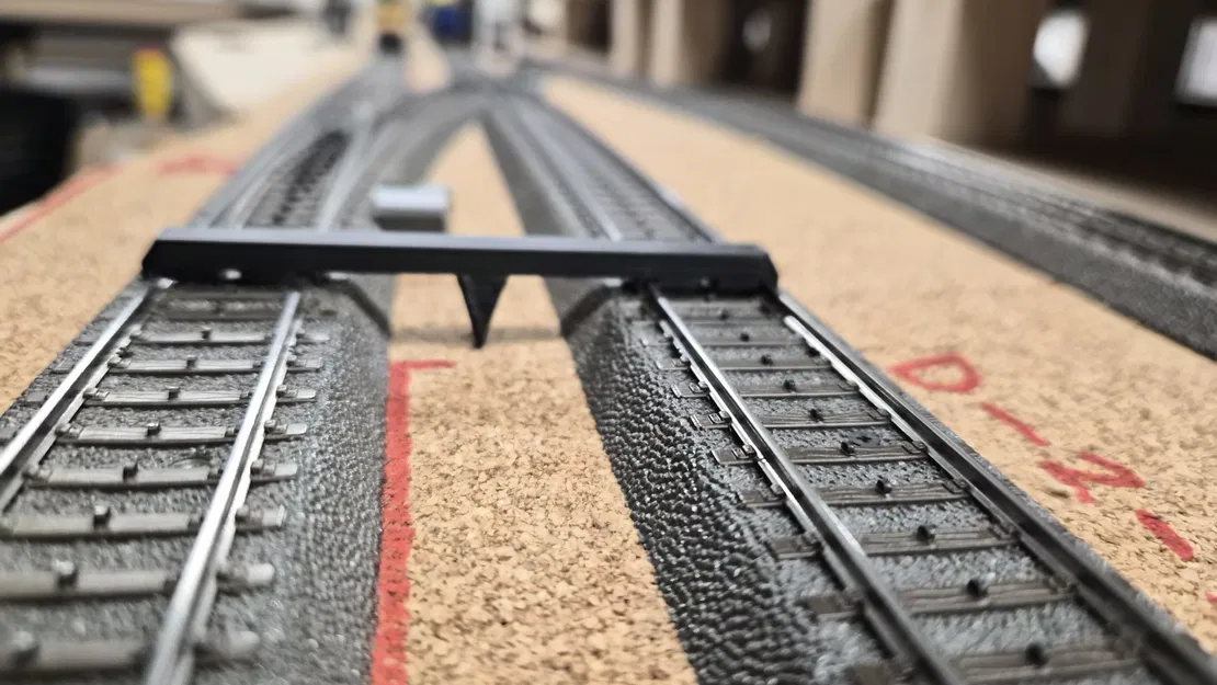 Miếng chêm Märklin H0 C-Track 64,3 (spacer) cho nhánh rẽ hẹp - Image 1