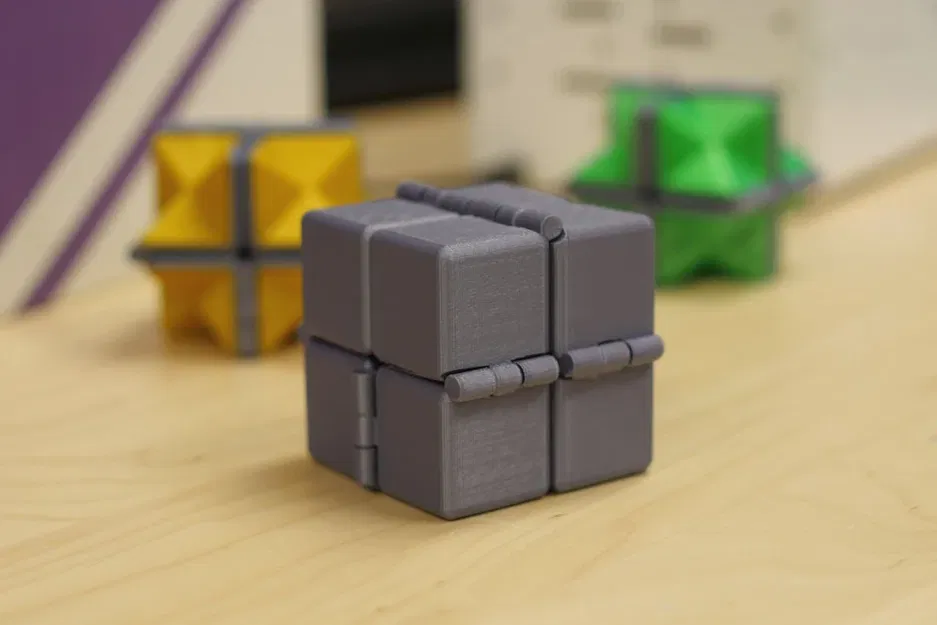 Fidget Star (Ngôi sao fidget gấp mở từ hộp) - Image 2