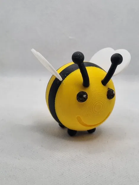Ong Tròn Xinh Xắn (Nice Round Bee) - Image 2