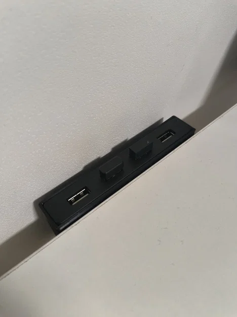 Giá gắn bàn dọc UGREEN US216 (Vertical Desk Mount) - Image 3