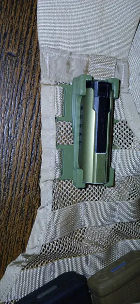 Imalent LD70 Mini Kydex và Molle Mount - Image 3