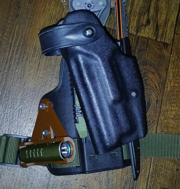 Imalent LD70 Mini Kydex và Molle Mount - Image 8
