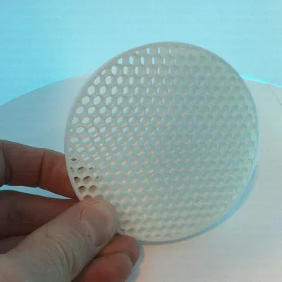 Miếng lót ly “cool coaster”