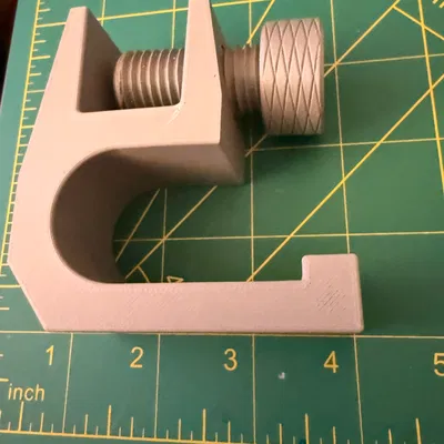 Kẹp treo tai nghe dưới bàn (headphone under-desk clamp)