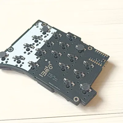 Vỏ case siêu mỏng cho bàn phím cơ Totem Split