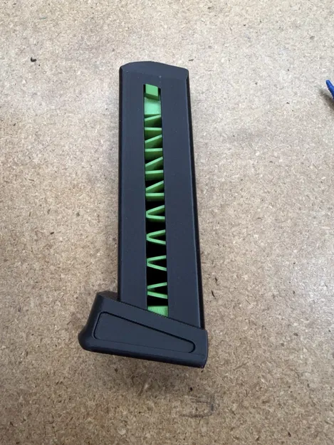 Tấm đáy mag khóa & lò xo cho G19 Working Toy Gun (remix Stonepako) - Image 1