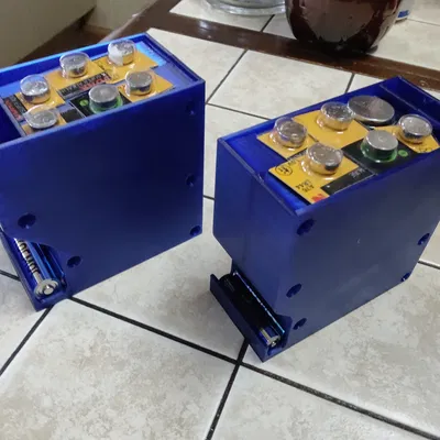 Hộp đựng pin AA-AAA BatteryBox