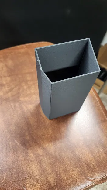 Khay thay gạt tàn (ash tray delete) cho Subaru Legacy 2000–2004 - Image 1