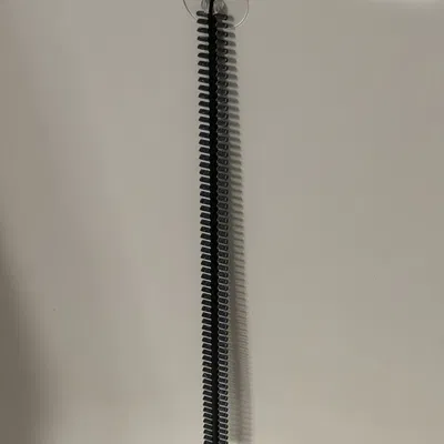 Cái Thang Giúp Bướm Đêm Thoát Khỏi Bồn Tắm