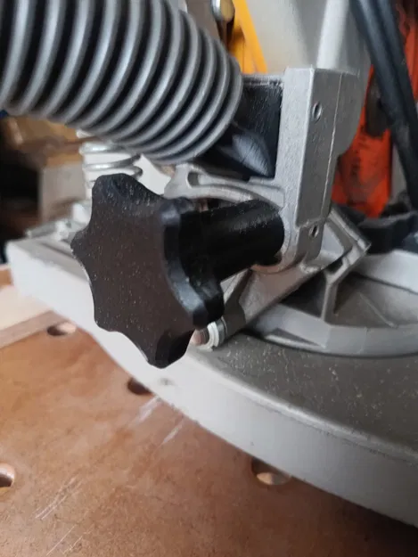 Núm vặn cho máy cưa góc DeWalt DW700 (DW700-1-25-861838-00) - Image 2