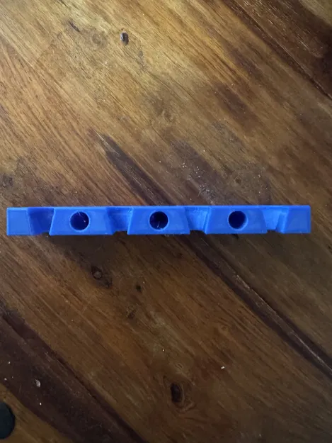 Giá treo tường chắc chắn cho đục (chisel) & tua vít (screwdriver) - Image 2