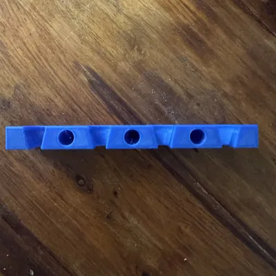 Giá treo tường chắc chắn cho đục (chisel) & tua vít (screwdriver)