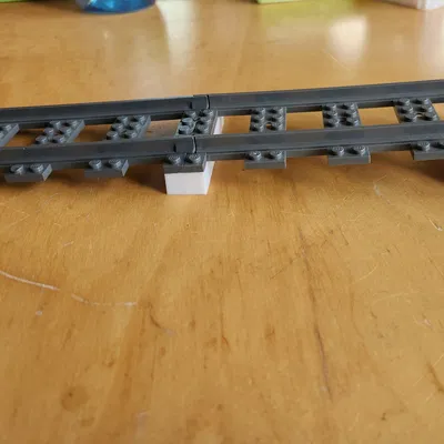 Gạch dốc chuyển độ cho đường ray Lego