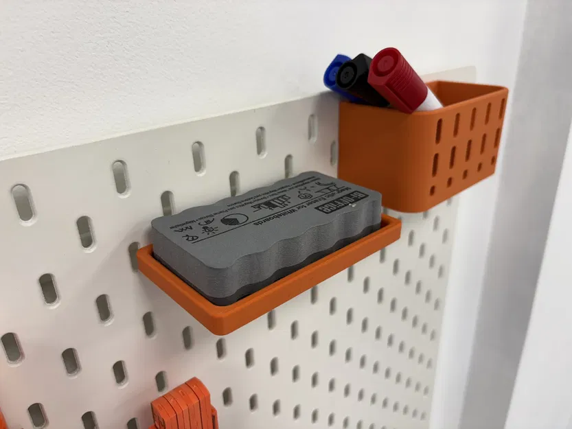 Kệ đỡ gôm nam châm cho bảng trắng gắn Skadis - Image 1