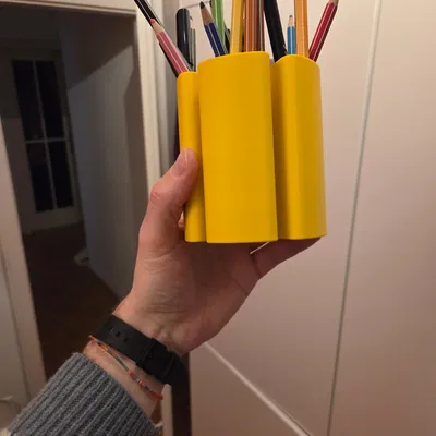 Ống cắm bút hình cỏ ba lá (Shamrock)