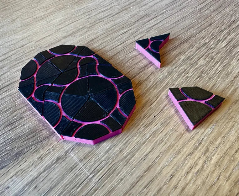 Đồ chơi để bàn Penrose Tiling (Penrose Tiling Desk Toy) - Image 1