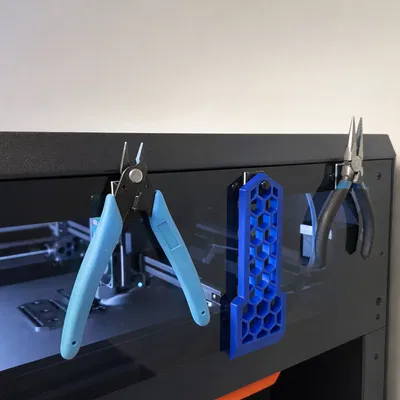 Giá đỡ dụng cụ gắn băng keo (scraper và sidecutters)