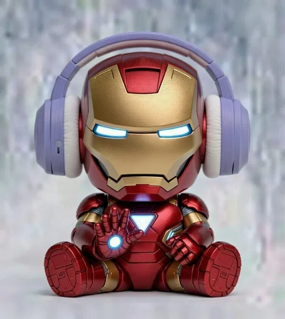 Iron Man Dễ Thương Đeo Tai Nghe (Cute Iron Man with Headphone) - Image 1