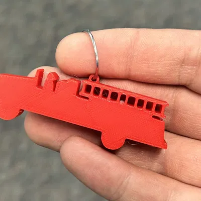 Móc khóa xe cứu hỏa (Firetruck Keychain)