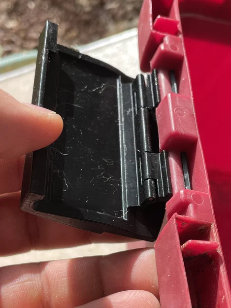 Thay Thế Bản Lề Lồng Đựng Mèo (Cat Transporter Hinge Replacement) - Image 10