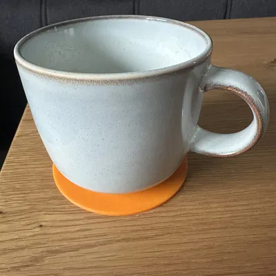 Đế lót ly Blum (Blum cup coaster)