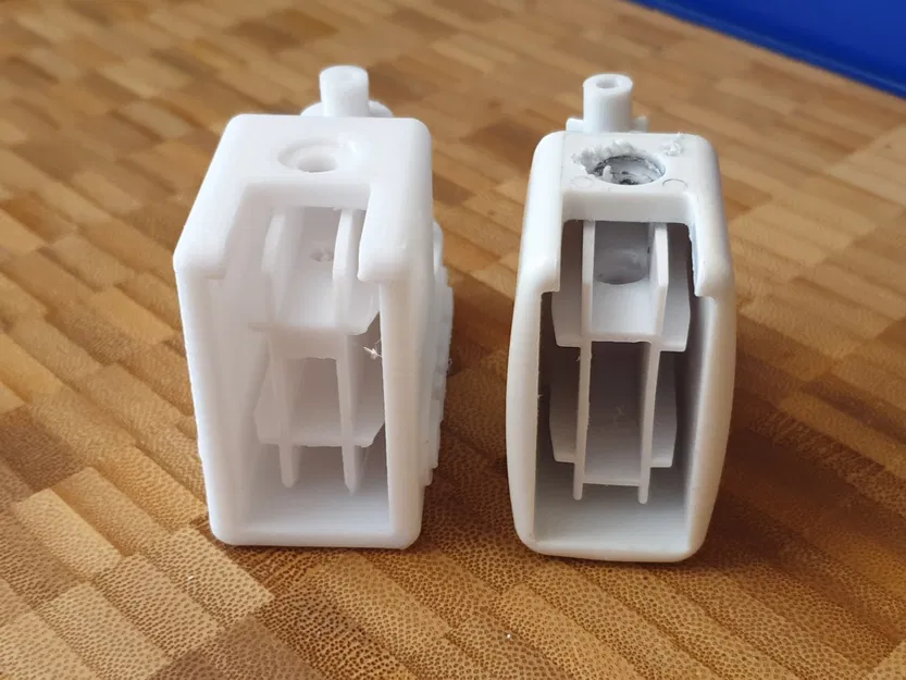 Bản lề trên cho Safety 1st Stair Gate - SecurTech Flat Step - Image 12