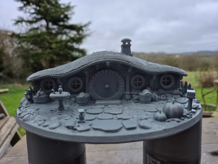 Mô hình Nhà Hobbit Bag End (The Shire) – Lord of the Rings (LOTR) - Image 3