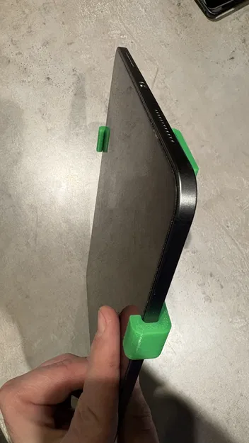 Držák iPAD do auta - Image 1