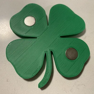 Cỏ 4 Lá 3 3/8 Inch Gắn Nam Châm