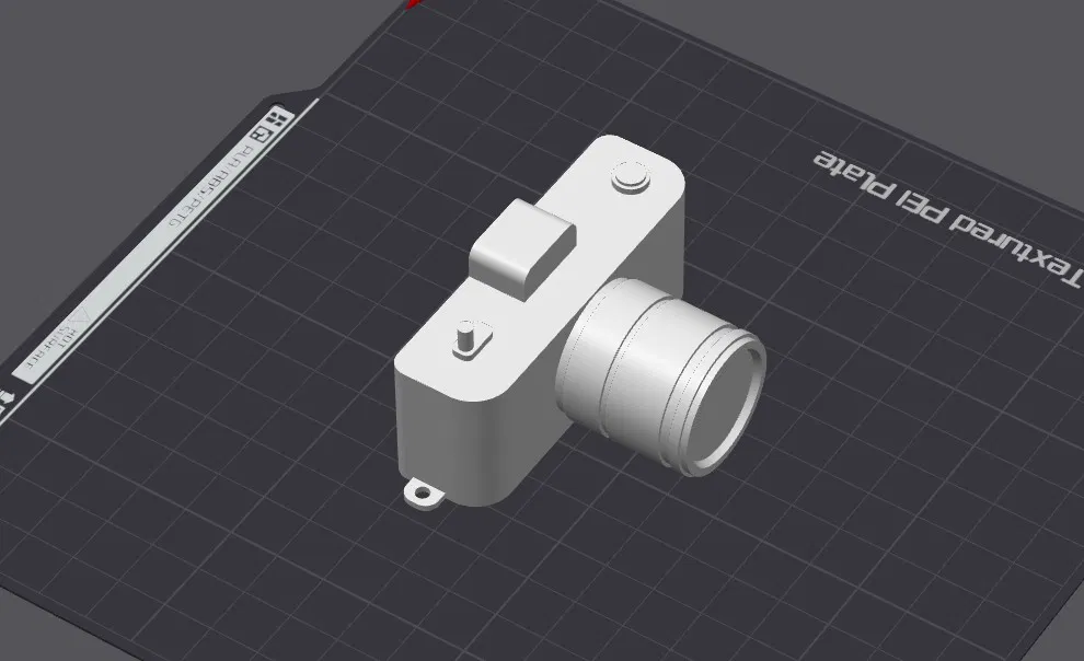 Móc khóa máy ảnh Retro (Retro Camera Keychain) - Image 1