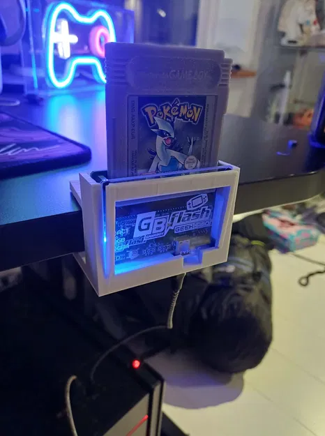 GB Flash Desktop Holder – Giá đỡ để bàn cho GB Flash - Image 1