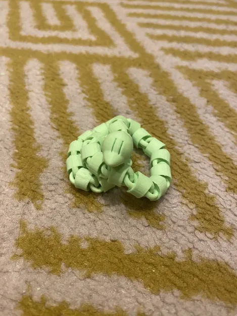 Ultimate Snakey fidget!!! - Image 1