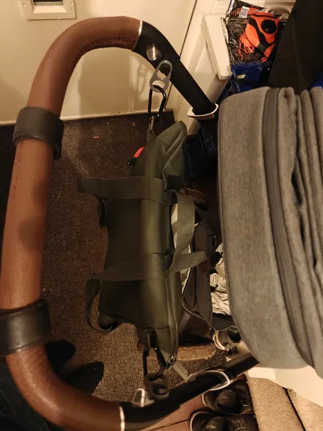 Mount adapter tương thích Maxi-Cosi (mushroom pin) cho stroller - Image 1