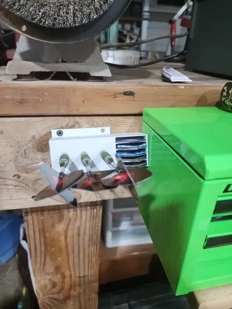 Giá đỡ Dart (Dart holder) gắn tường - Image 1