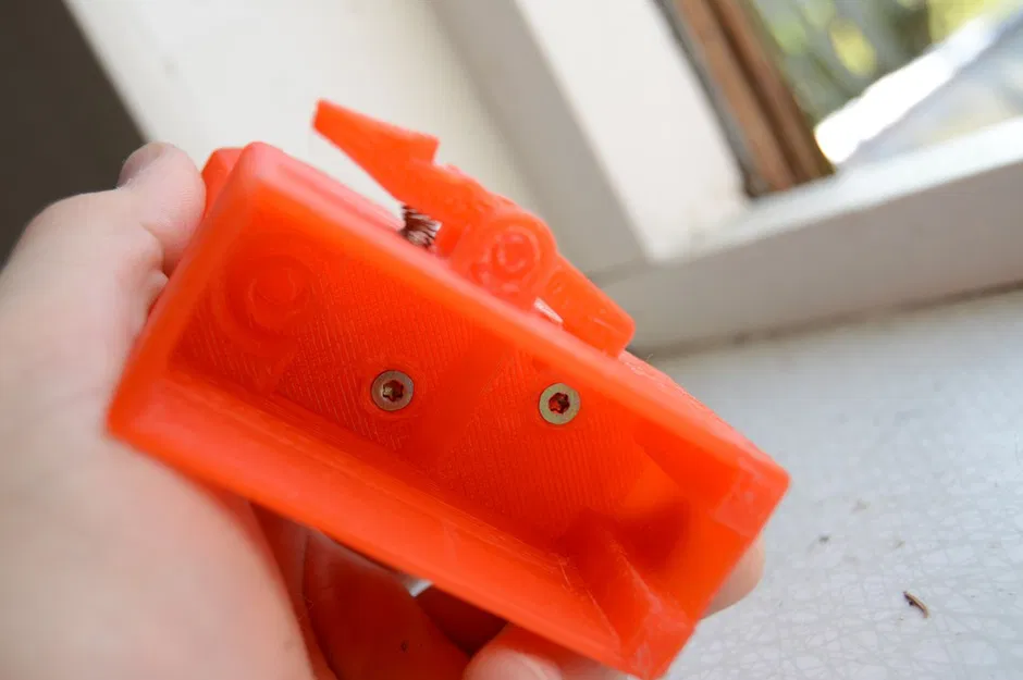 Adapter băng AUG sang băng M4 cho Airsoft – kèm magazine nozzle thay thế - Image 3