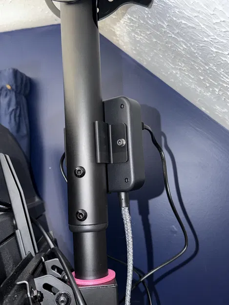 Kẹp cố định ổ cắm điện (Power Strip Clamp) - Image 1