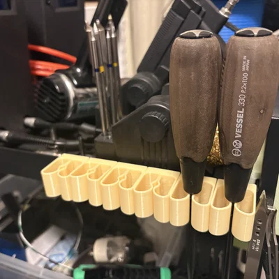 Giá treo tua vít cho NISSAFORS