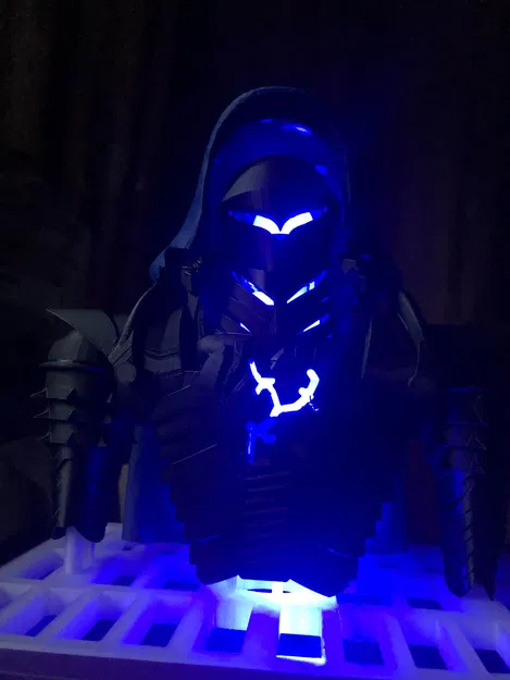 Mẫu Giáp Phát Sáng (Glowing Armour Model) - Image 1