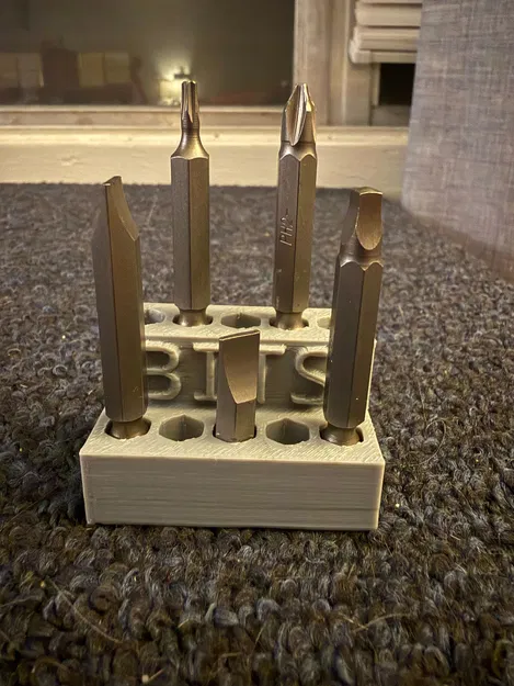 Giá đỡ mũi khoan/mũi tua vít đơn giản - Image 1