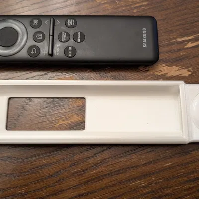 Ốp Remote Samsung Slim có ngăn AirTag (Samsung Slim Remote Airtag Case)