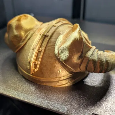 Mũ giáp mèo phong cách Skyrim