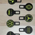 Gurtstecker có logo (Audi/BMW/Dacia/Mercedes/Renault/Skoda/VW) – seat belt dummy plug - Thumbnail 1